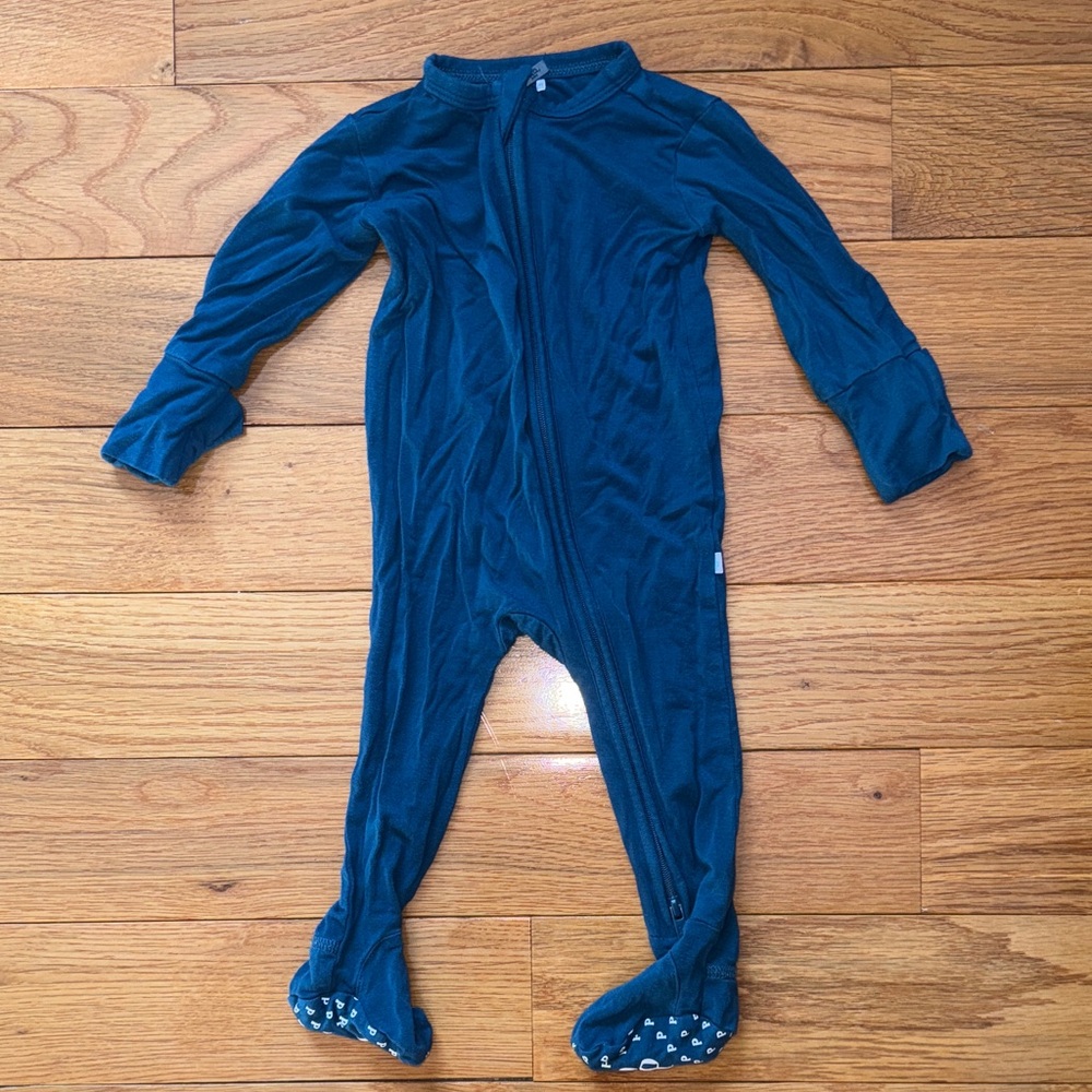 Posh Peanut 0-3 month footie pajamas